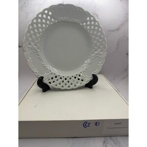 CZ White Porcelain Perforated Lattice Decorative Plate 9" CZ5627 Reticulated NEW